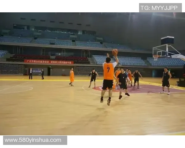 南京篮球队的速度之道：如何在比赛中提升快攻效率与战术灵活性